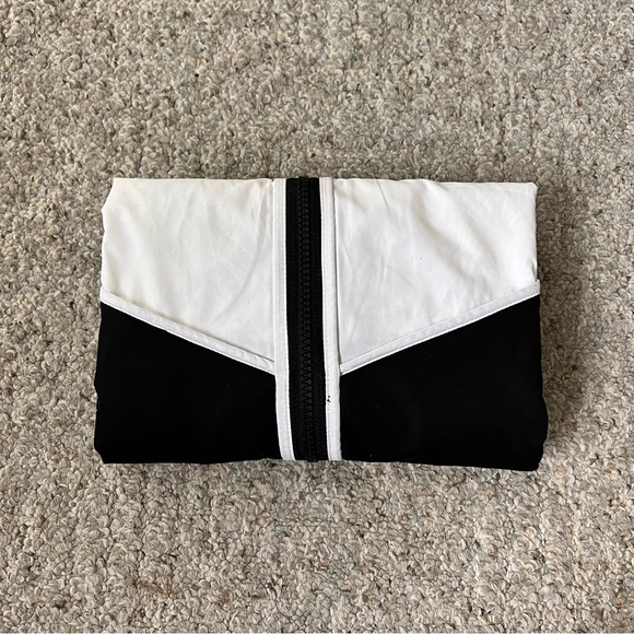 Nike Windbreaker - Picture 6 of 6